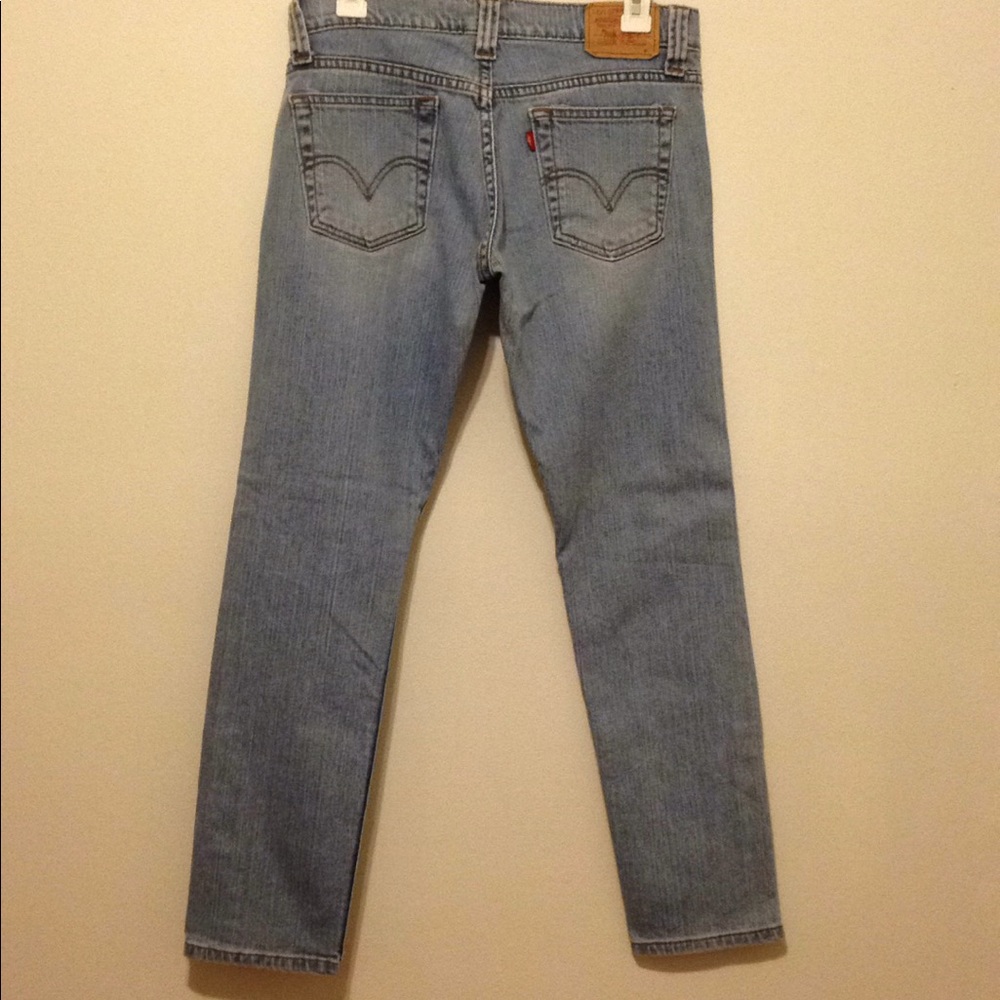 ⭐️ Hard to find! Levi's low slouch stretch jeans❤️